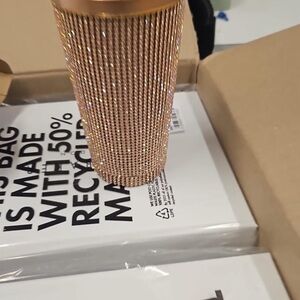 Elegant Gold Rhinestone Tumbler